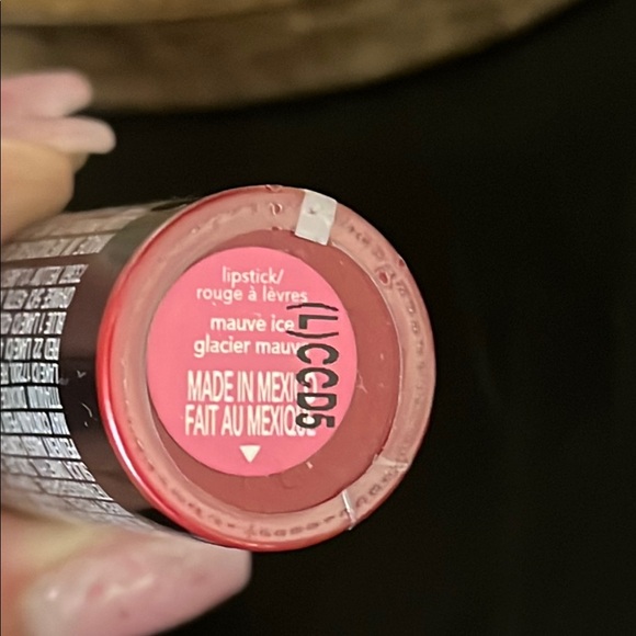 💄💋Avon Extra Lasting Lip Stain & Lipsticks Bundle (3 items) NIB/NIP - Picture 11 of 13